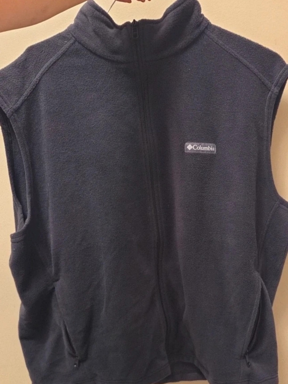 Columbia Men’s Black Full-Zip Fleece Vest